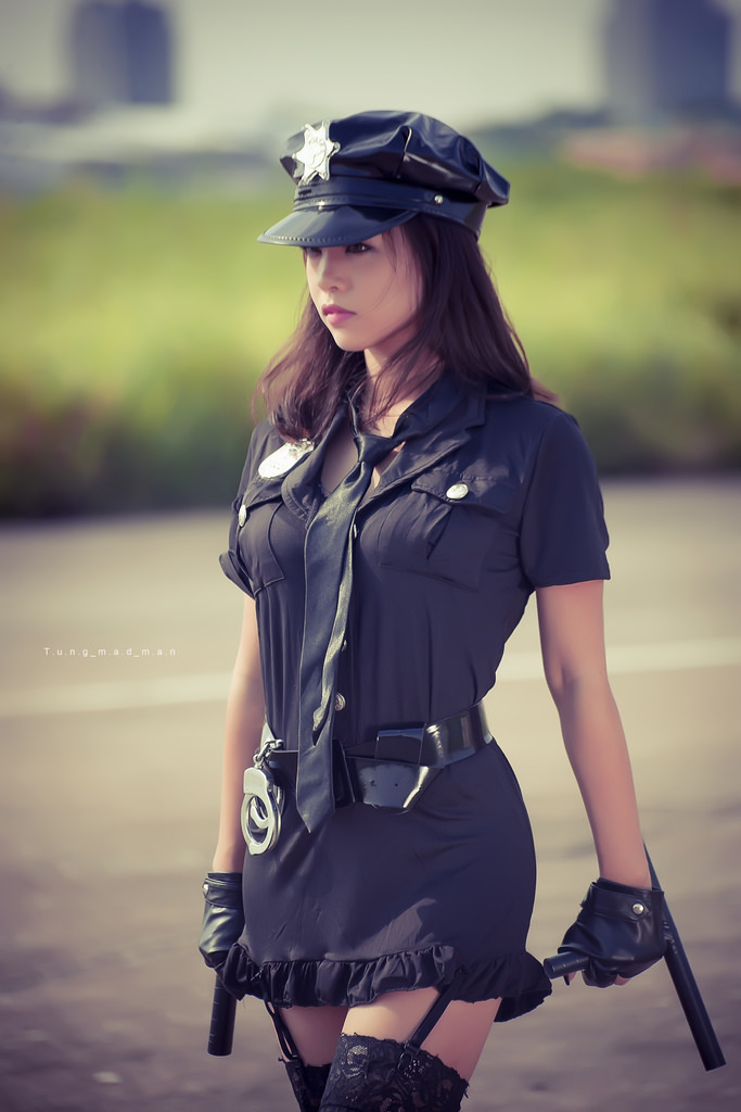 漂亮的女士护士内衣三级